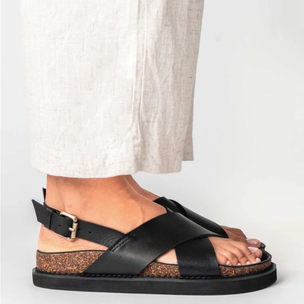 Liberte Capri Sandals - Wider Fit